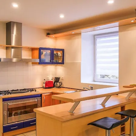 3 Bedroom Amazing In La Hague Vasteville