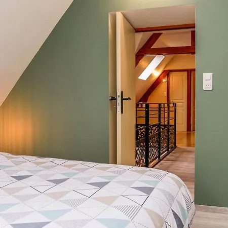 2 Bedroom Amazing In La Hague