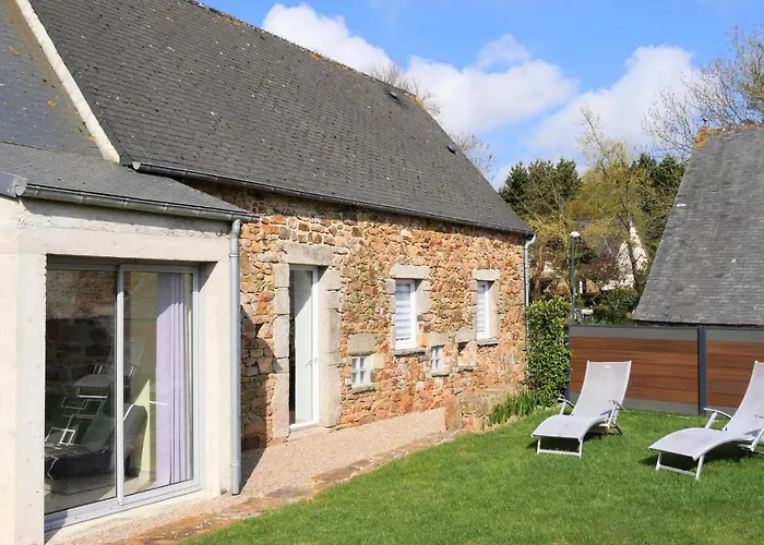 3 Bedroom Amazing In La Hague Prázdninový dům