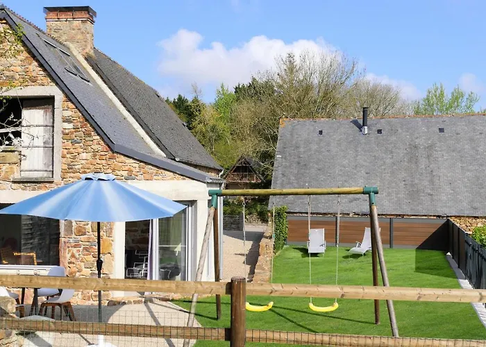 3 Bedroom Amazing In La Hague