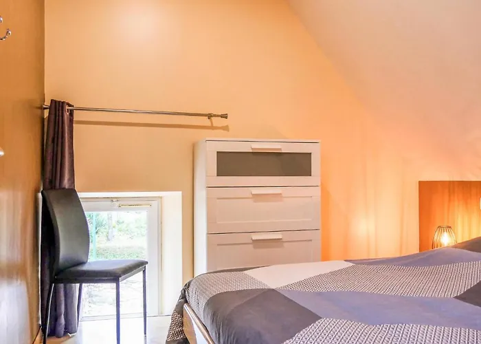 3 Bedroom Amazing In La Hague * Vasteville